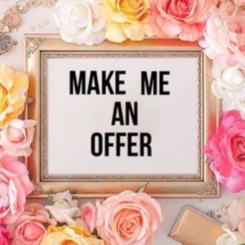 🤍 Accepting Reasonable Offers🤍